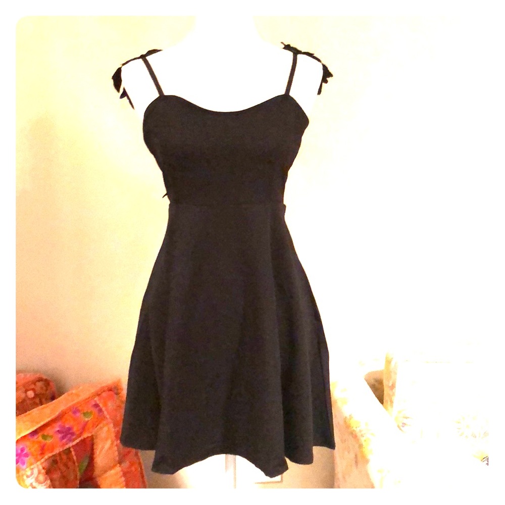 ❌SOLD❌NWOT Little Black Dress with WINGS